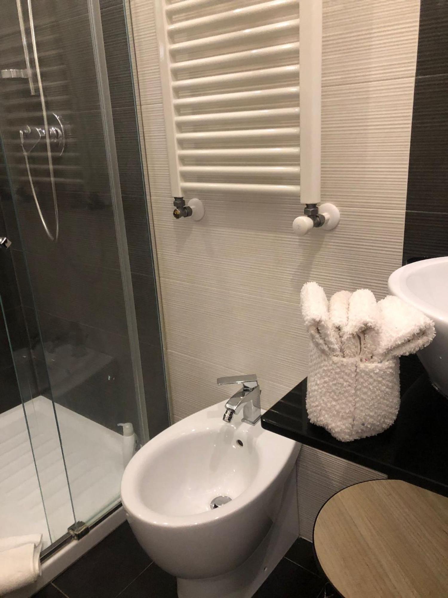 Room Mondello 5 Bagian luar foto